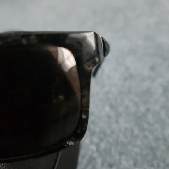 Classic Black Sunglasses - Picture 7 of 12